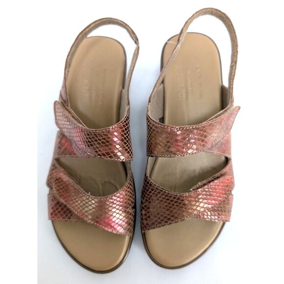 Munro Sandal Mary Jane Brown Snake Print Wedge Adjustable Strap Shoes Sz 6M - Picture 1 of 8